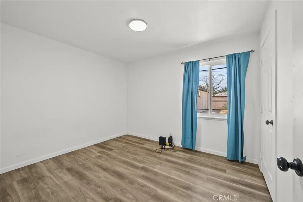 1135 W Pillsbury Street, Lancaster, California 93534 home-pic-13